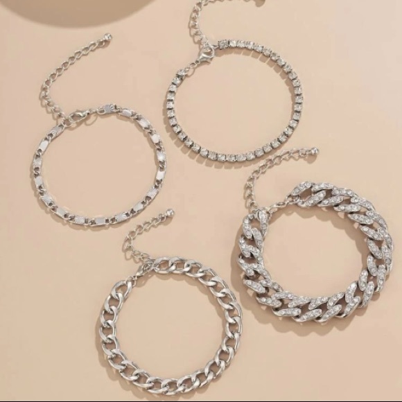⚡️Fabulous⚡️New 4 Rhinestone Chain Bracelets - Picture 2 of 5